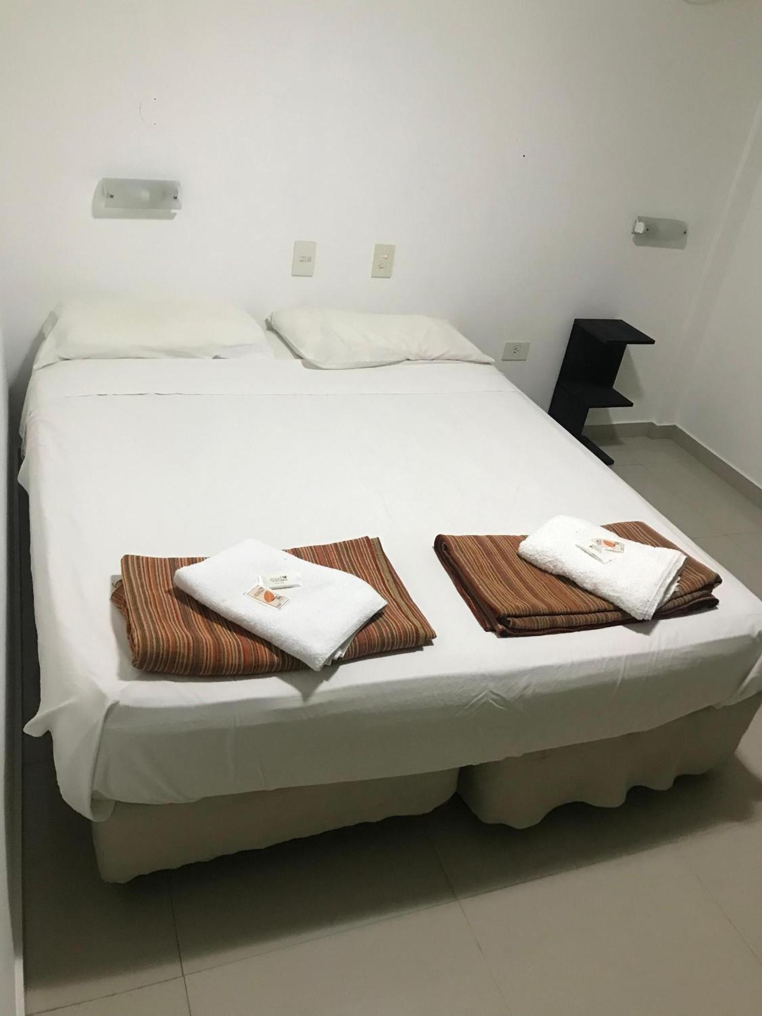Hotel Plaza Italia Сарате Екстер'єр фото